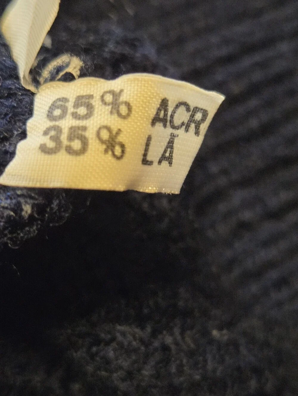 Vintage Elle et Lui Exclusif Cable Knit V-Neck Sweater Size Lg